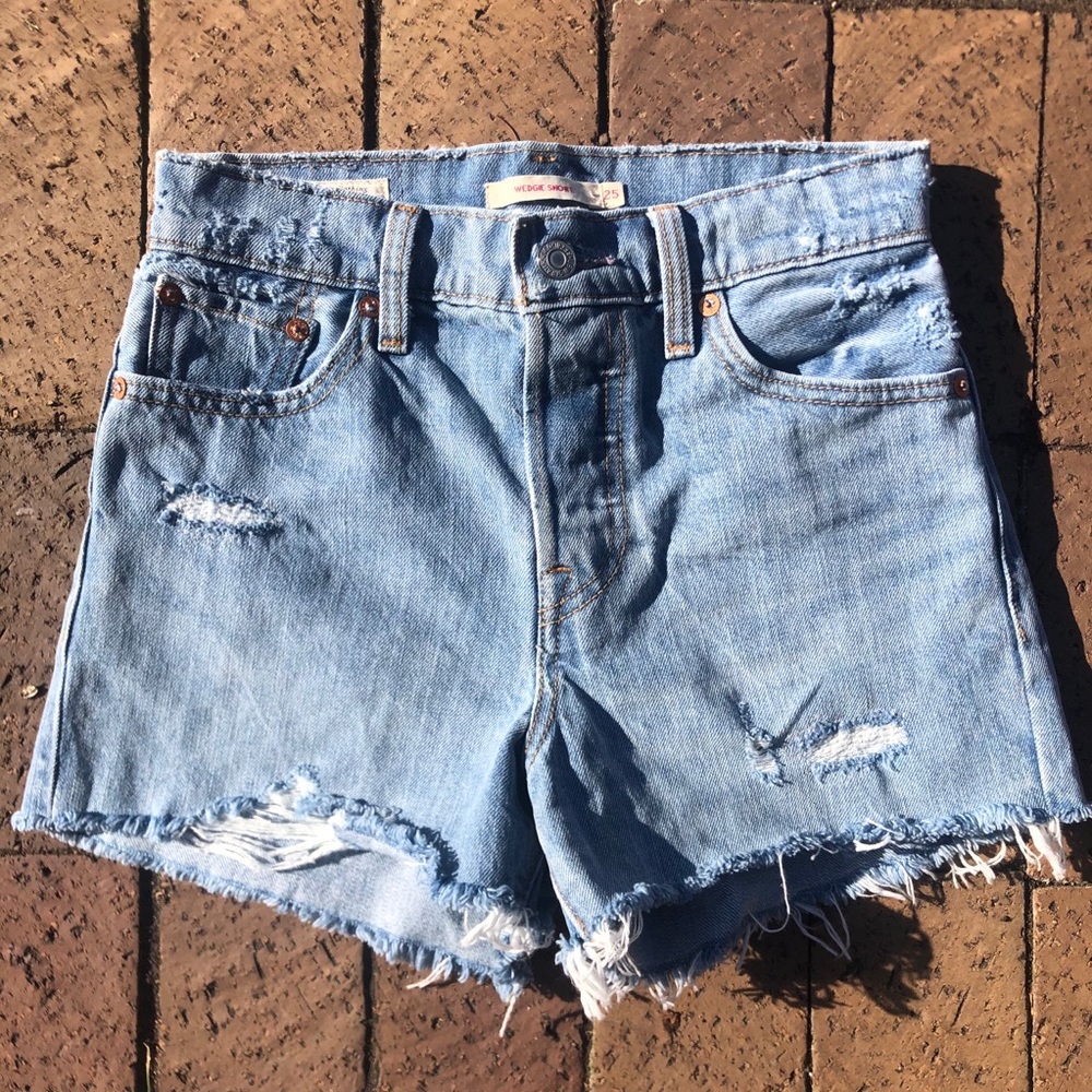 Levi’s Premium Wedgie Shorts